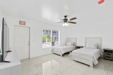 The facilities at Renaissance Recovery Center in Lake Worth, FL 4